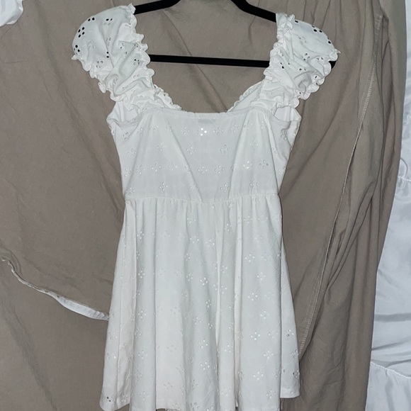 Romper - Picture 2 of 3